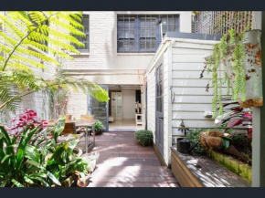 City Secret Garden House in Sydney, Sydney